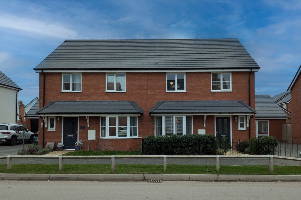 Property photo 1 of 9 Lh-Sem-Be-Mylne-Hero-Image-Sky