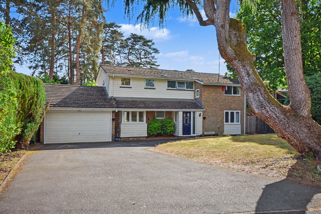 Property photo 2 of 18