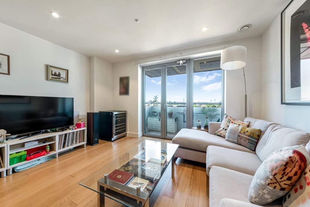 Property photo 2 of 16