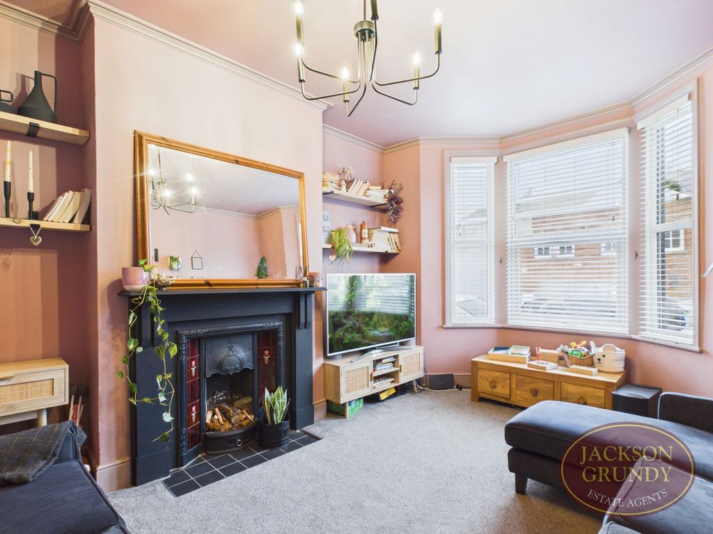 Property photo 2 of 20 Balmoral Road