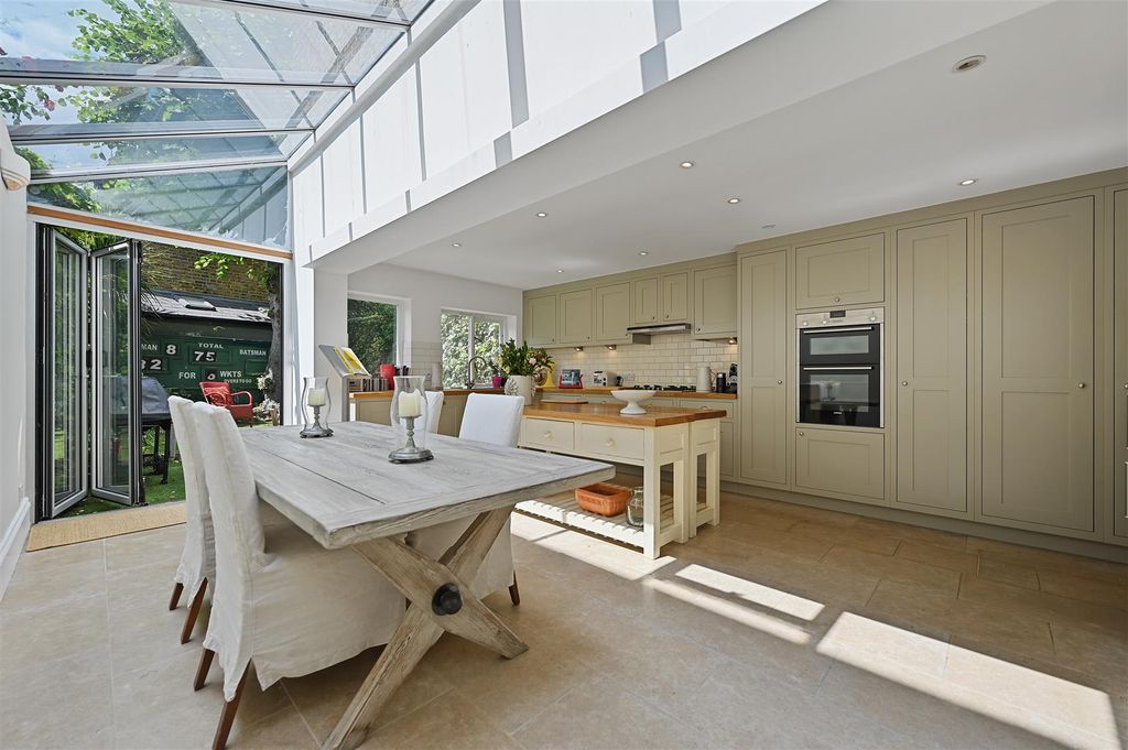 Property photo 1 of 15 Percy Road - Kitchena3 (1).Jpg