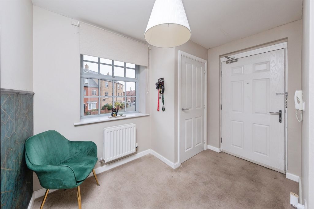 Additional image 11 of 2 bed flat for saleNeedlepin Way, Buckingham MK18