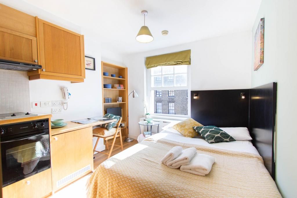 Property photo 1 of 7 Studio To Rent