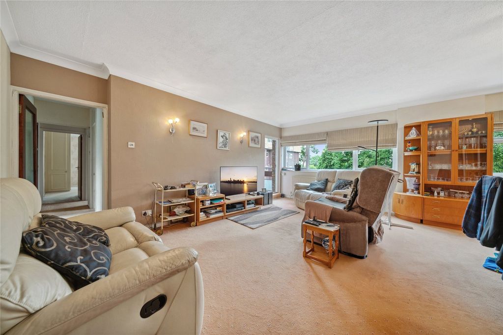 Property photo 3 of 12 Picture No. 11