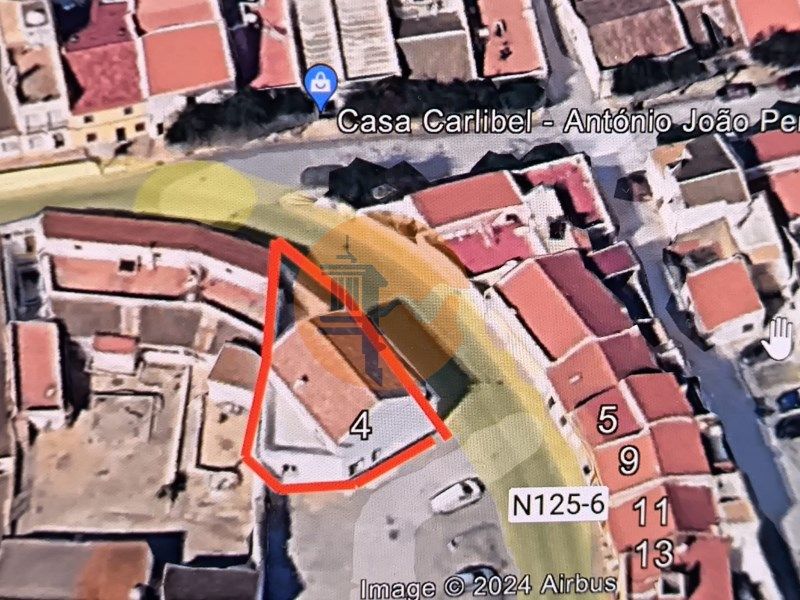 Property photo 2 of 79