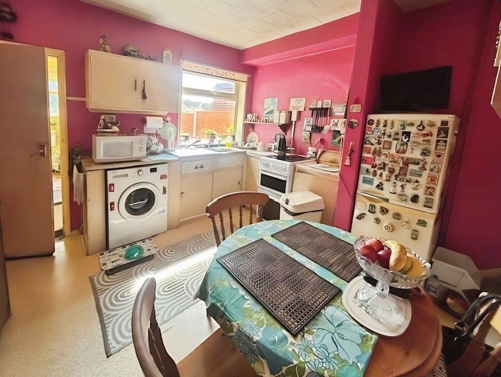 Property photo 3 of 9