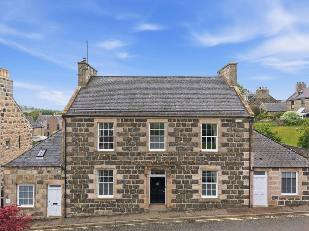 Property photo 1 of 33