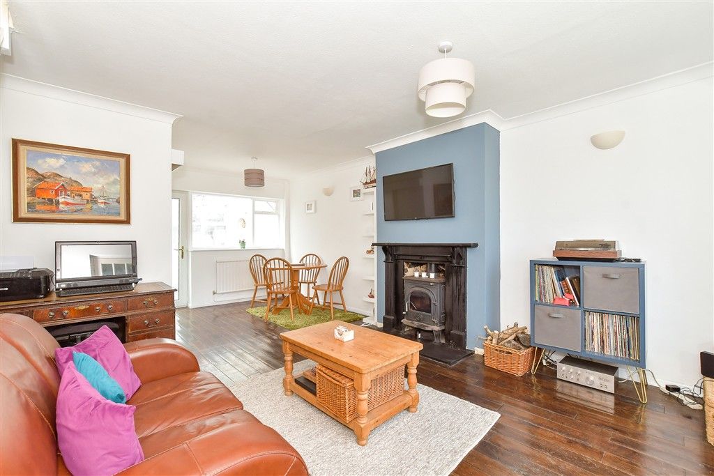 Property photo 2 of 11 Lounge/Diner