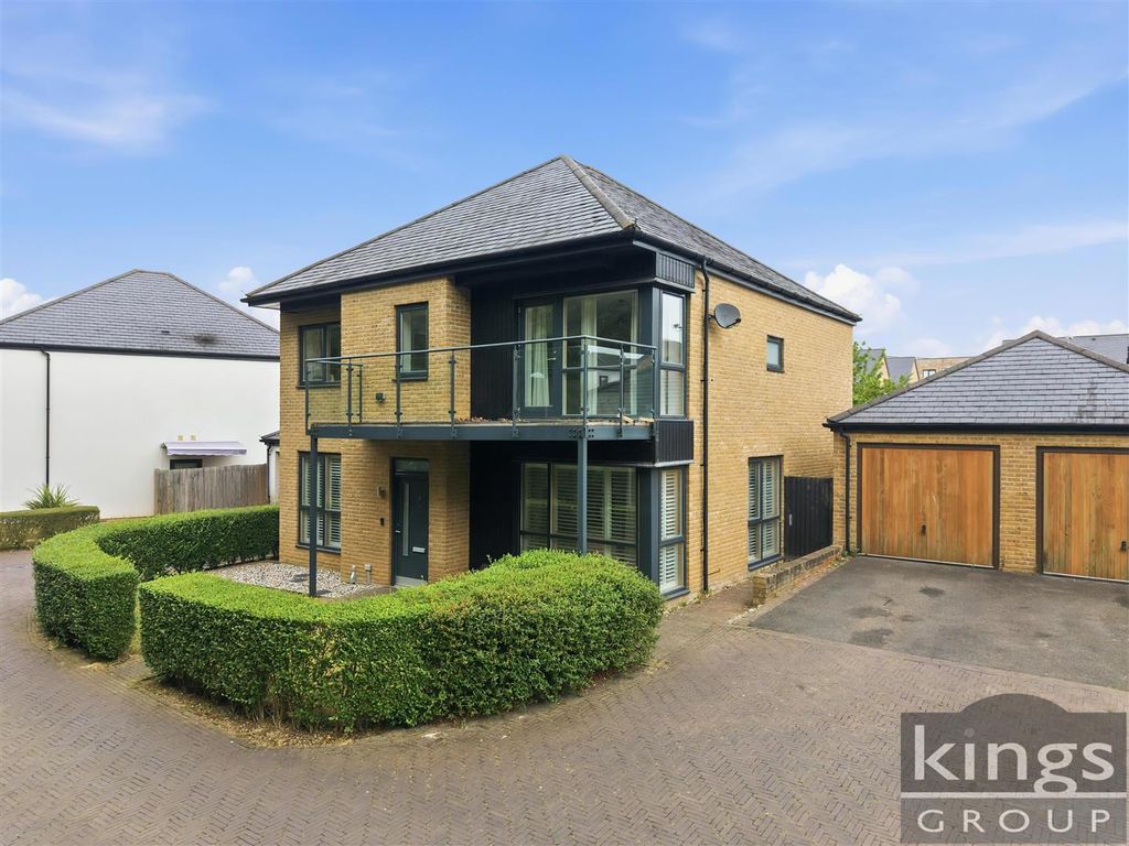 Property photo 1 of 35 5_001_Dji_20260601115700_0413_d_Autoremove_3699927