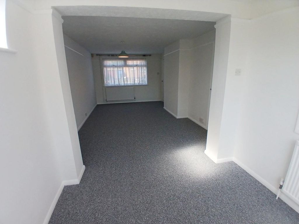 Property photo 3 of 22 3.Jpg