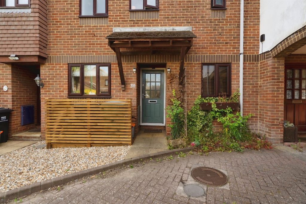 Property photo 1 of 12