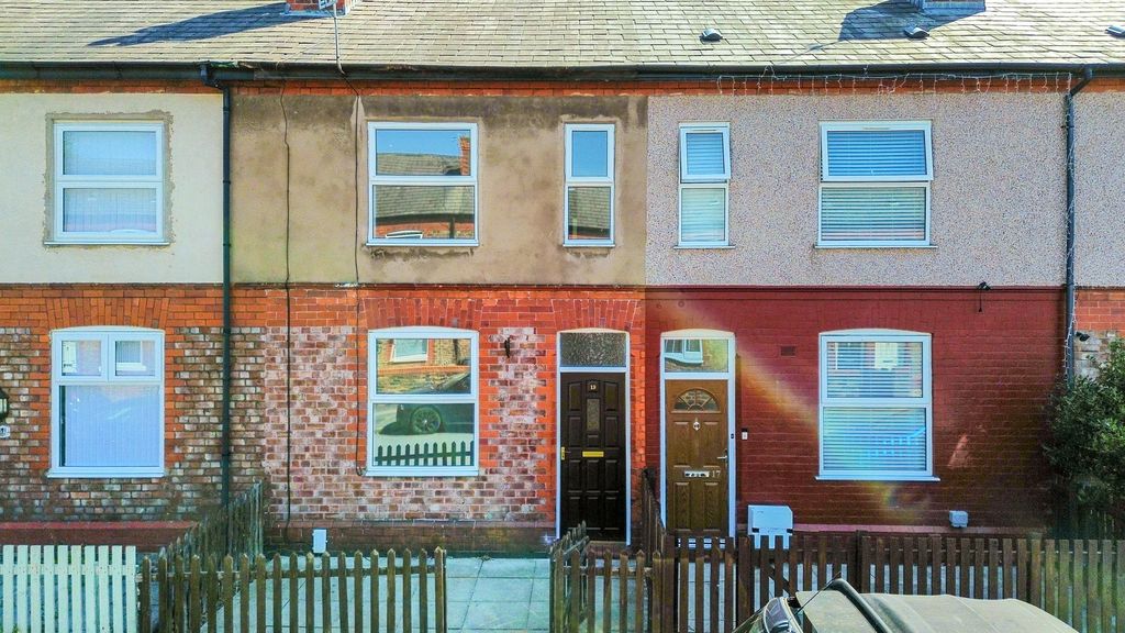 Property photo 1 of 19