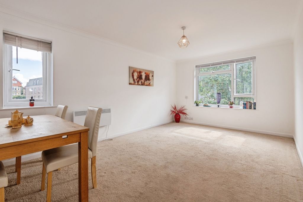 Property photo 3 of 23 Pbox-Img.Jpg