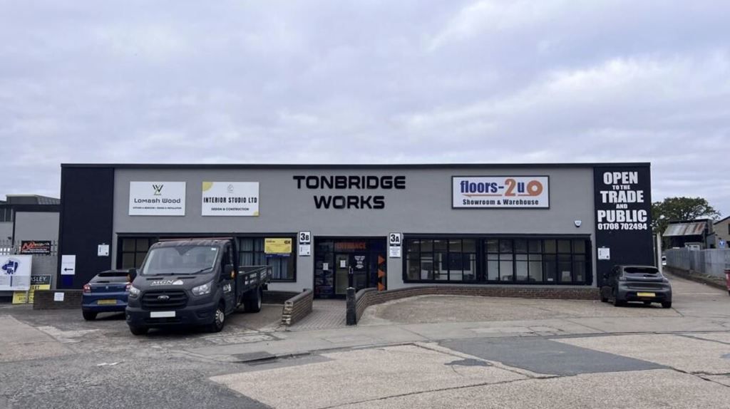 Property photo 1 of 5 Photo 5