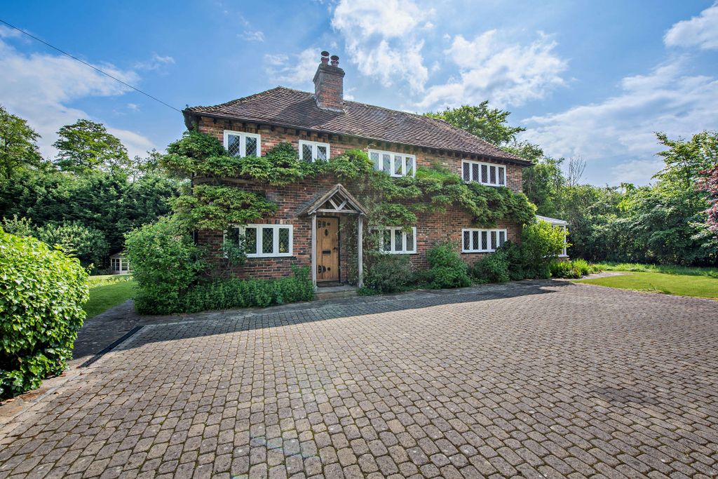 Property photo 2 of 24