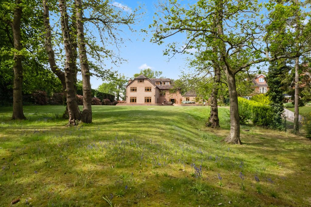 Property photo 1 of 46 5049881