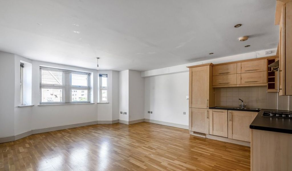 Property photo 3 of 9 75445874-9Ea3-4210-88c7-6d226B915A25