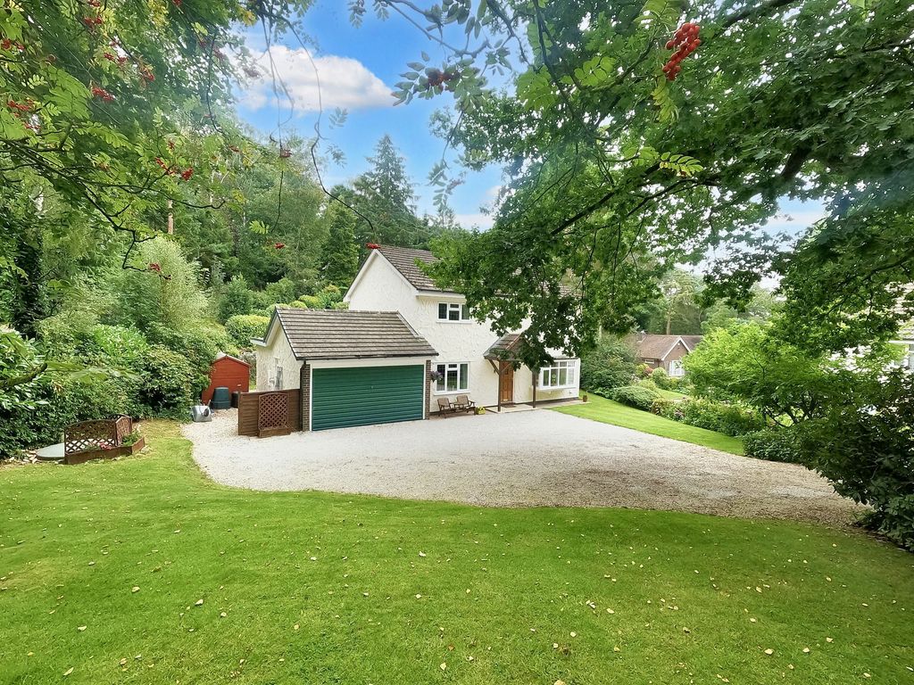 Property photo 1 of 30