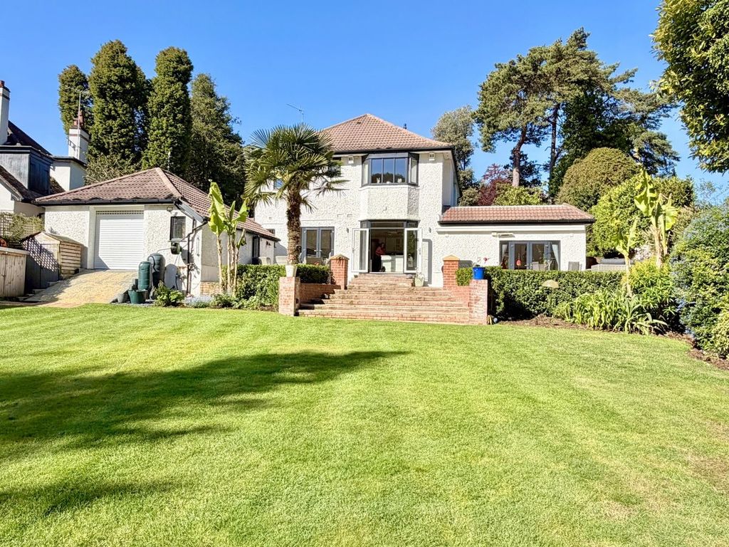 Property photo 1 of 40