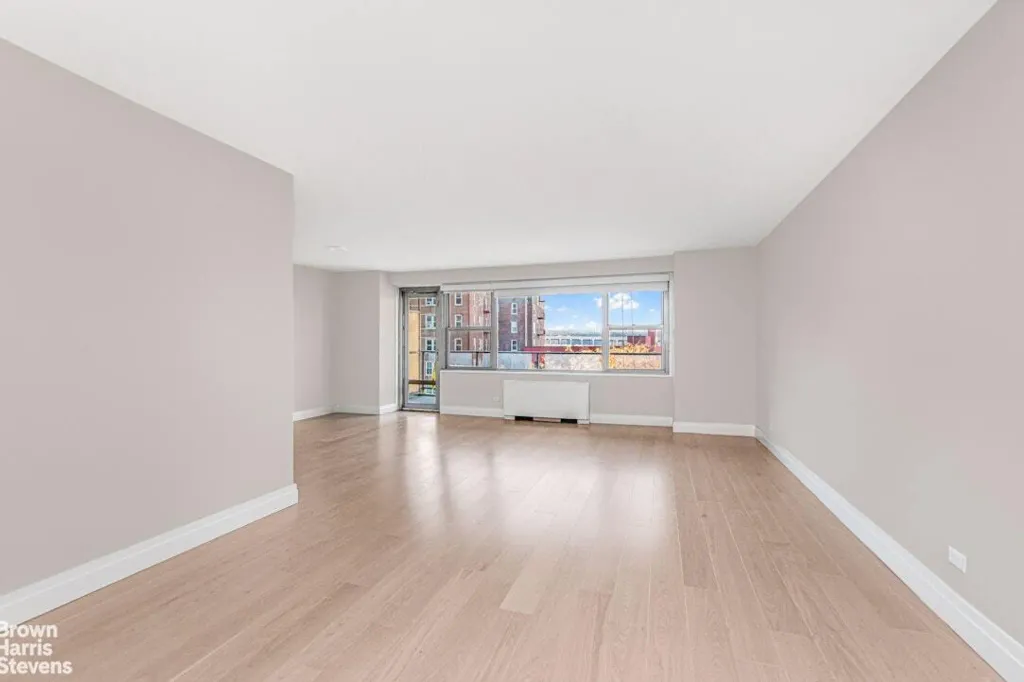 Property photo 2 of 12 <Alttext/>