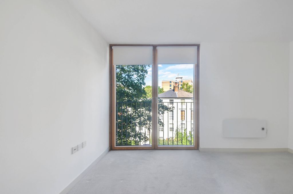 Property photo 2 of 16 Open Plan Living Area (3).Jpg