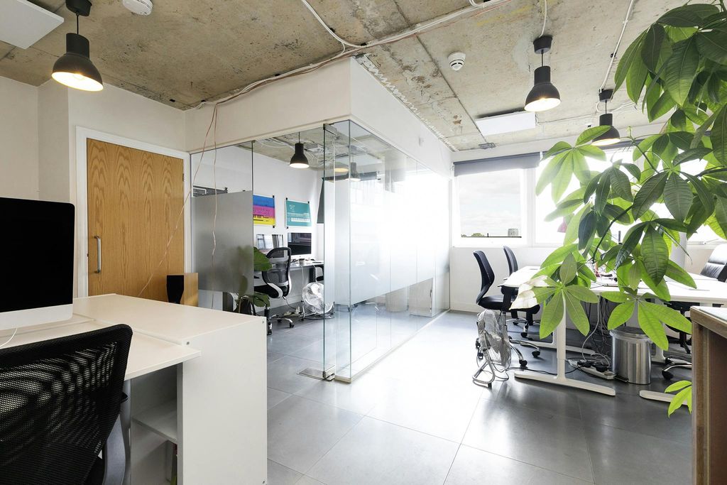 Property photo 2 of 6 Reliance Wharf 13.Jpg