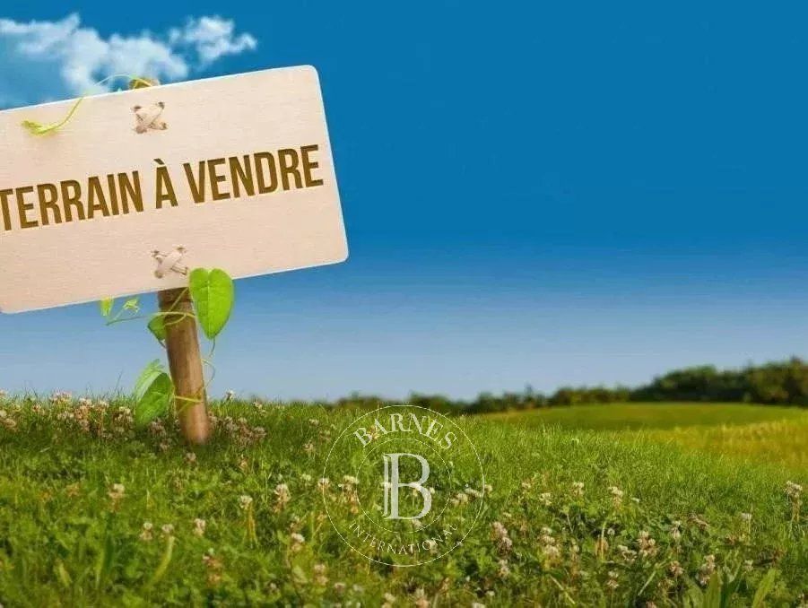 Property photo 1 of 1