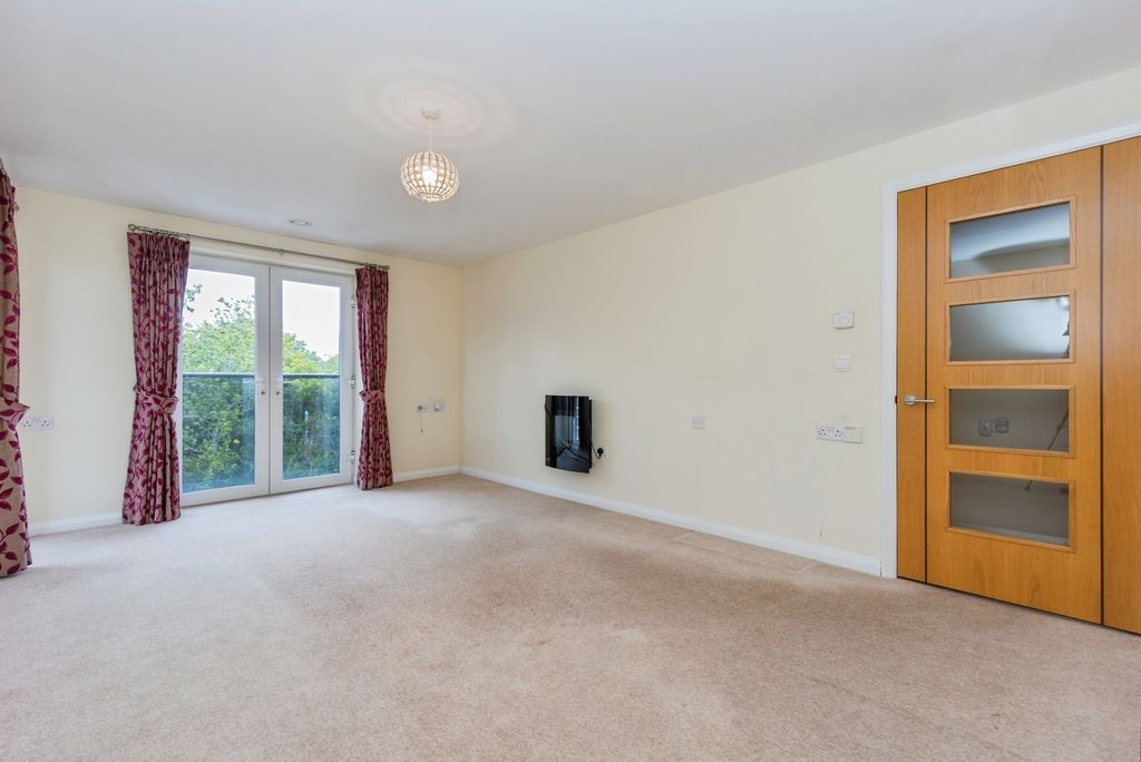 Property photo 3 of 25 Pbox-Img.Jpg