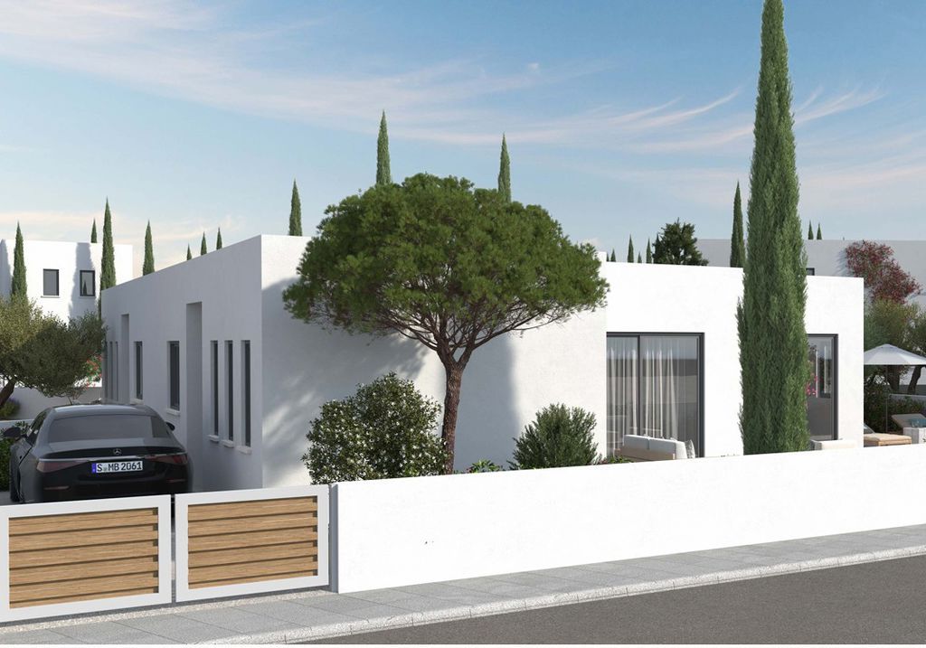 Property photo 1 of 11 Bungalow - Artist