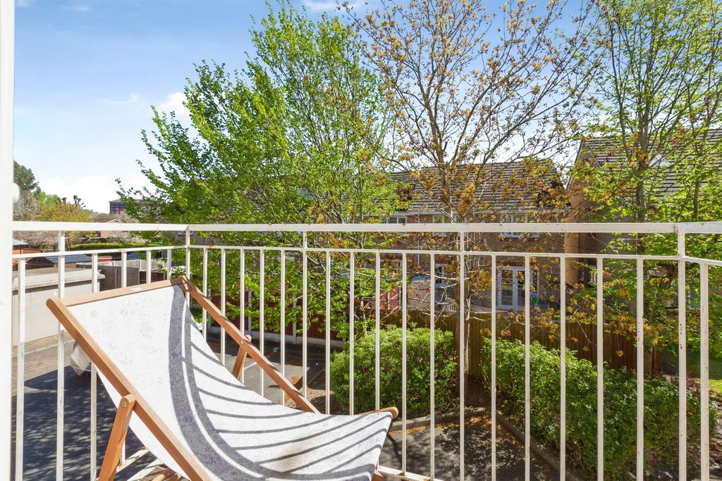 Property photo 2 of 13