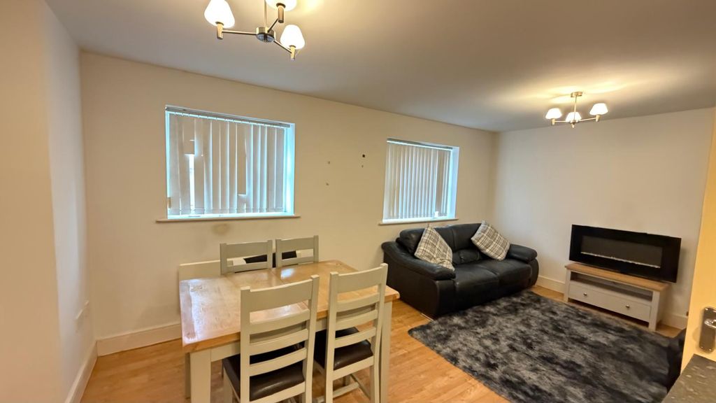 Property photo 3 of 8 Whatsapp Image 2026-01-13 At 11.43.30 (1)