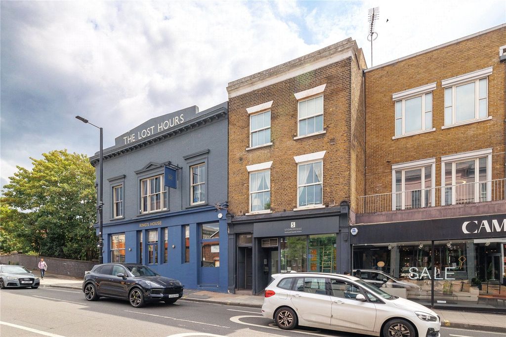 Property photo 1 of 6