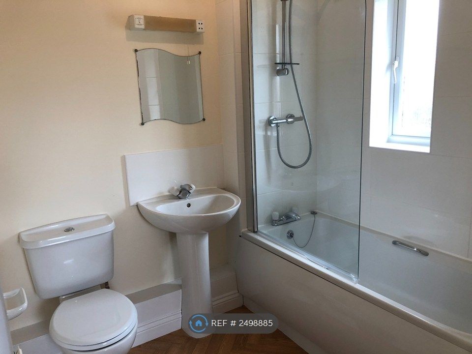 Property photo 2 of 5 Bathroom