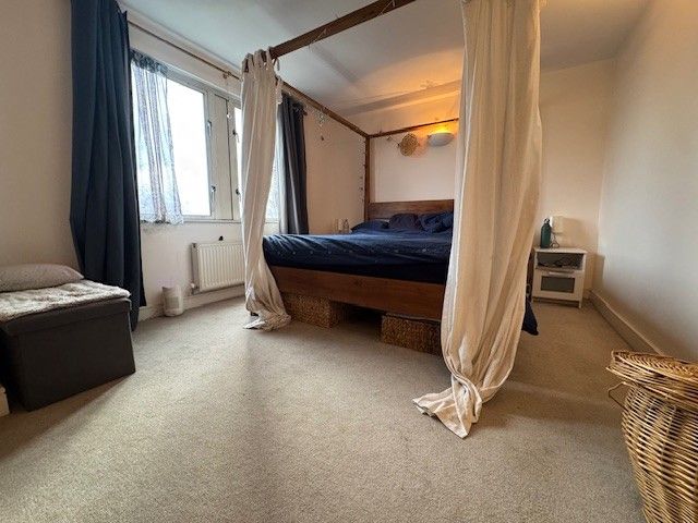 Property photo 1 of 9 Bedroom 1