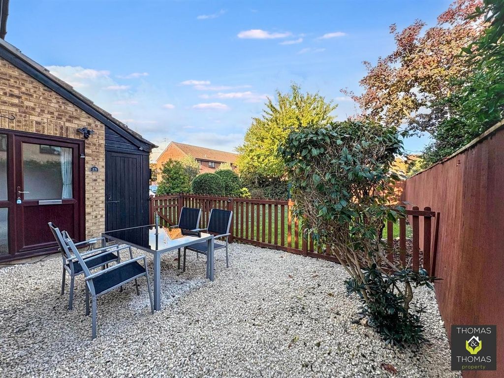 Property photo 2 of 13