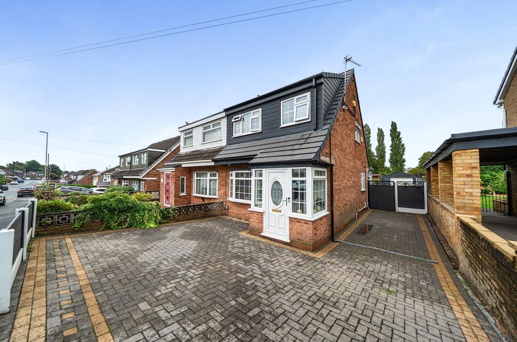 Property photo 1 of 19 Picture No. 04