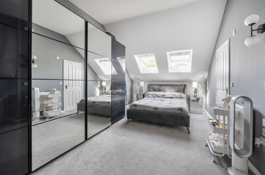 Property photo 3 of 21 1447315-17-6A1061...