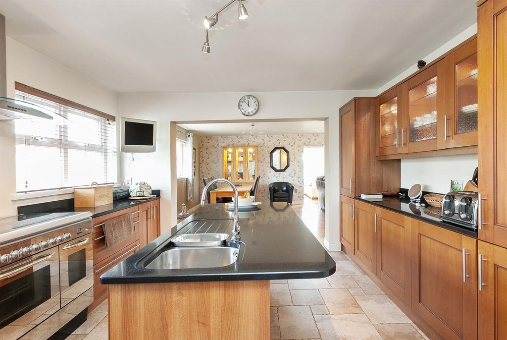 Additional image 11 of 5 bed detached house for sale95 Drumlough Road, Annahilt, Hillsborough BT26
