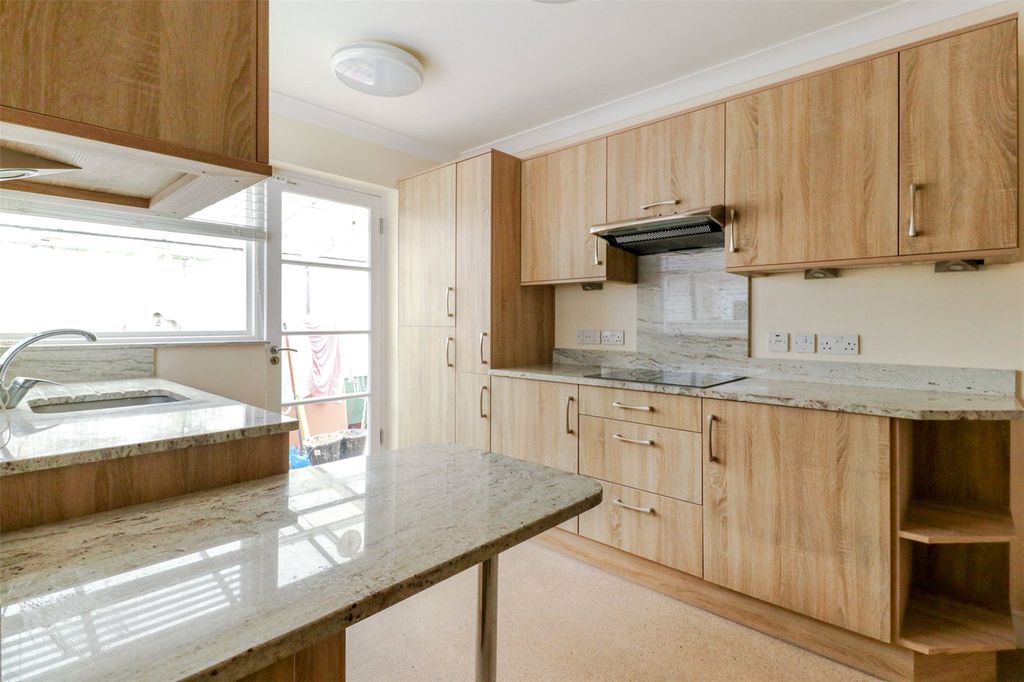 Property photo 3 of 14 Picture No. 07