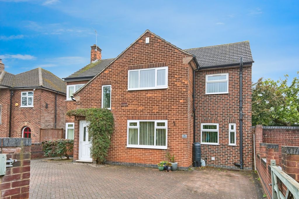 Property photo 1 of 25 Front