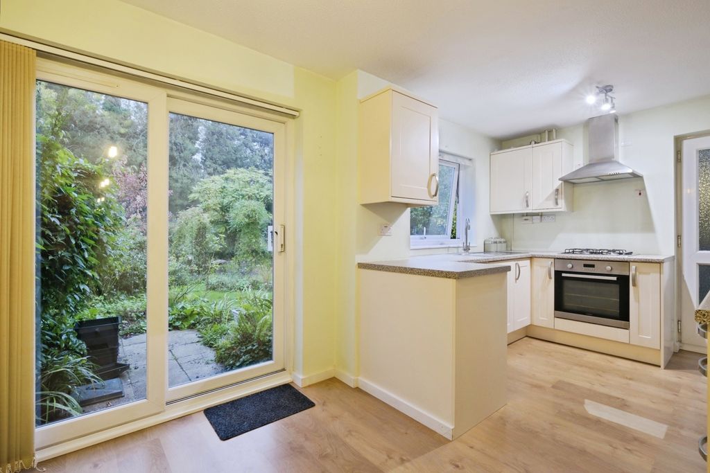 Property photo 3 of 19 Pbox-Img.Jpg