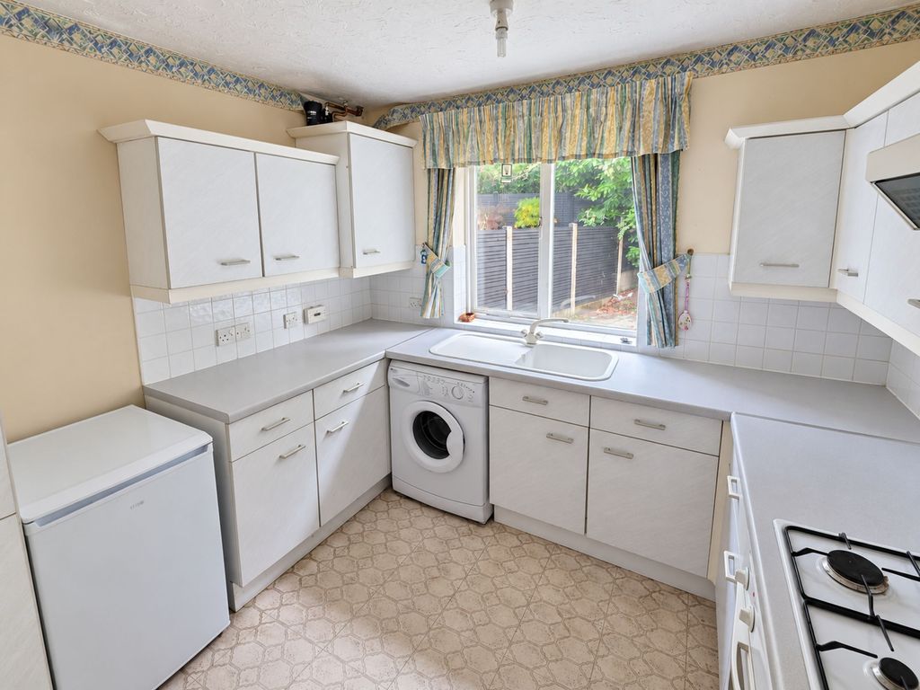 Property photo 3 of 11
