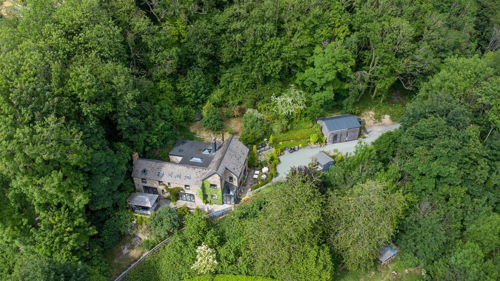 Property photo 1 of 36 Dji_0884.Jpg