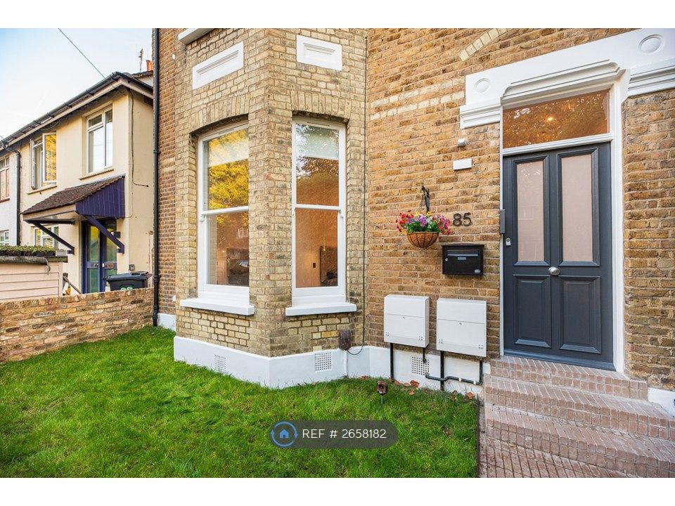 Property photo 1 of 12 Front Of Building