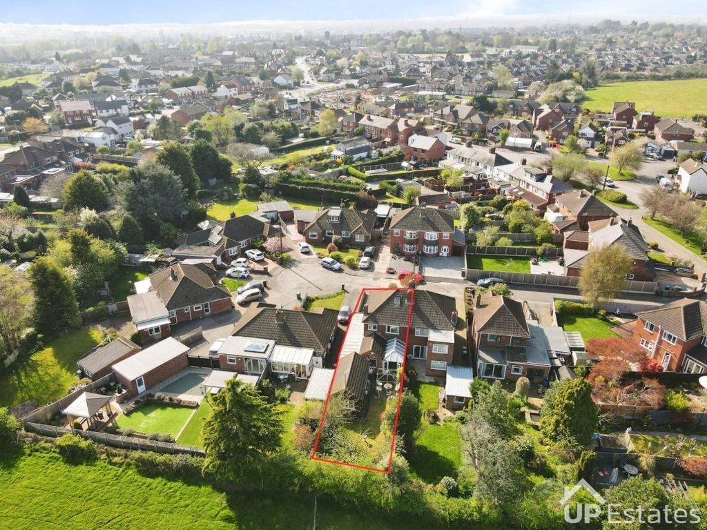 Property photo 2 of 20 Rear Aspect