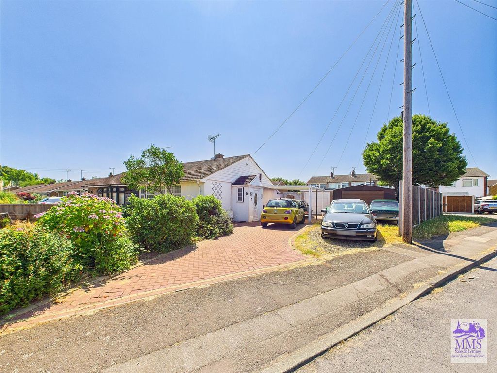 Property photo 2 of 24 Cam04098G0-Pr0059-Still028.Jpg