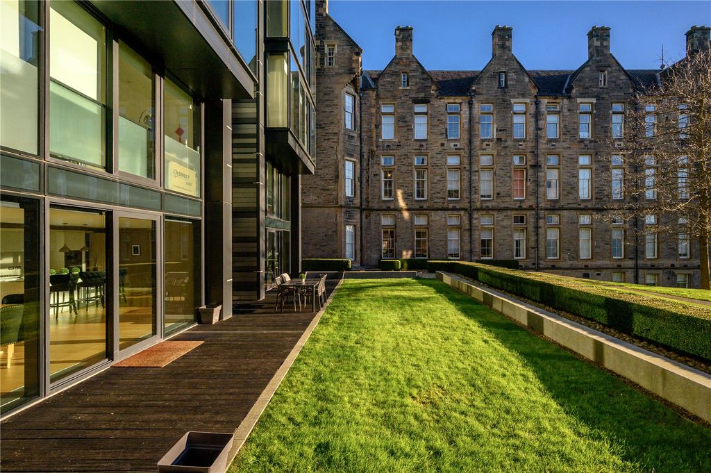 Additional image 11 of 4 bed flat for saleSimpson Loan, Quartermile, Edinburgh EH3