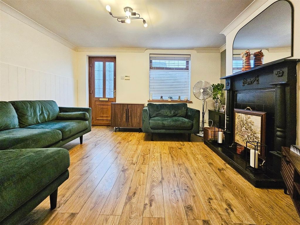 Property photo 3 of 23 Fac1Fa36-20260127_104154.Jpg