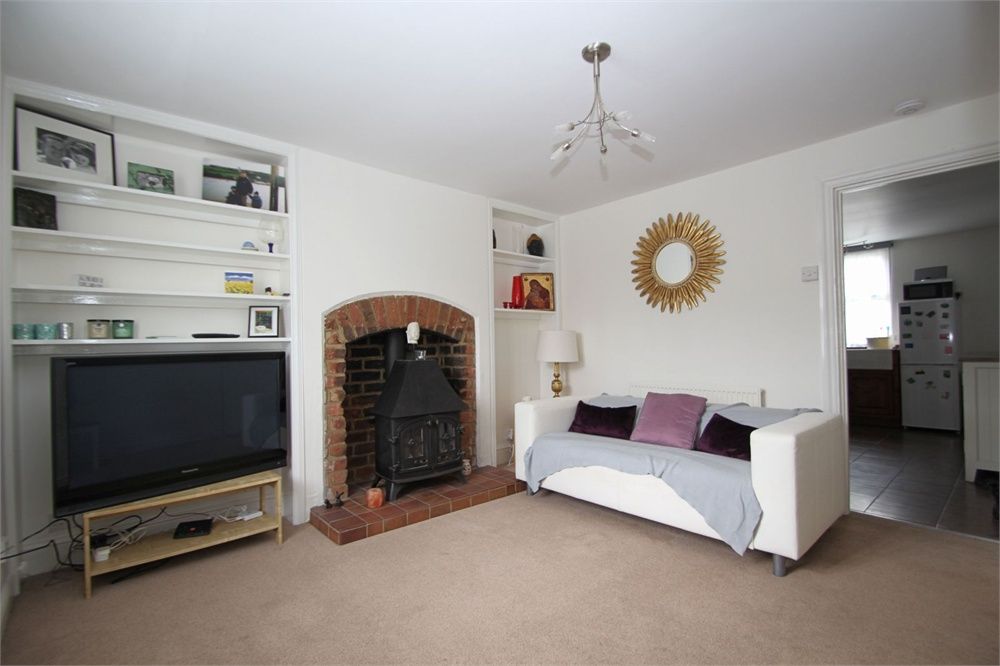 Property photo 3 of 12