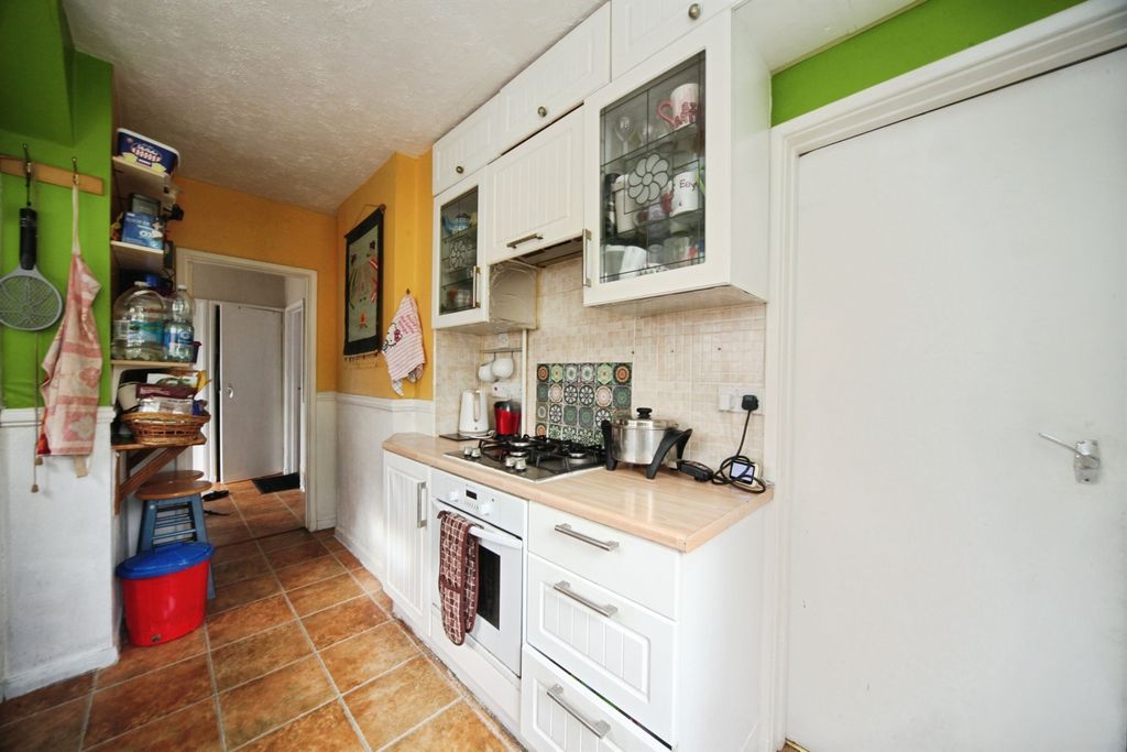 Property photo 2 of 15